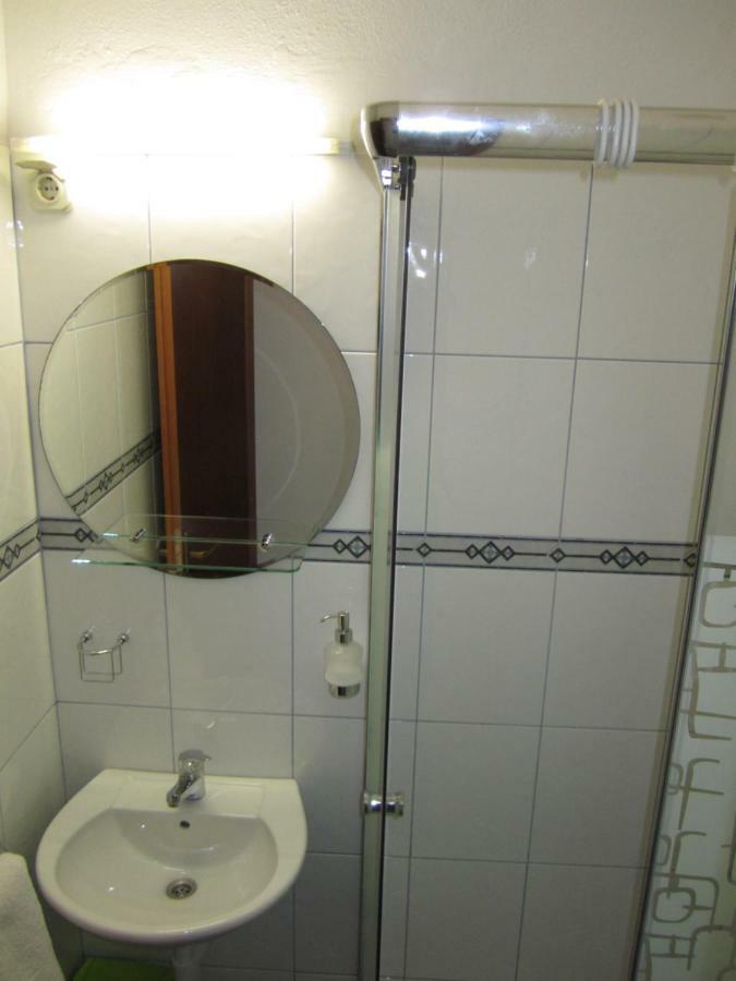 Ferienwohnung Nives B. Supetar Exterior foto